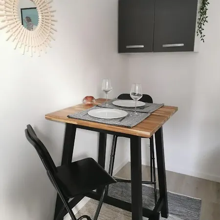 Studio Cosy Et Renove A 2 Pas Gare Centre - Rue